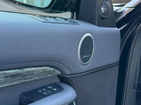 Used 2019 Land Rover Discovery HSE AWD/4WD image 13