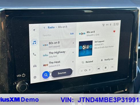 Used 2023 Toyota Corolla SE image 35