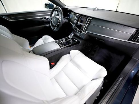 Used 2021 Polestar Polestar 1 image 5