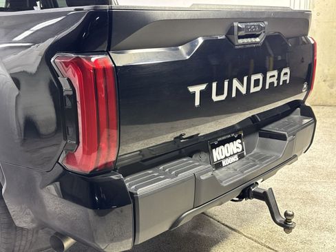 Used 2022 Toyota Tundra SR image 29