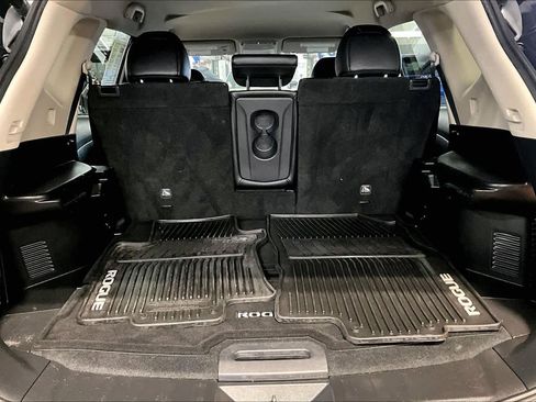 Used 2016 Nissan Rogue SL image 34