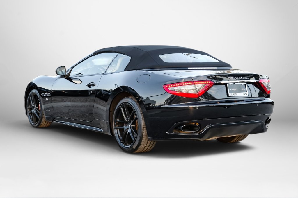 Used 2016 Maserati GranTurismo Sport RWD image 9