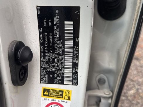 Used 2016 Toyota Highlander LE image 13