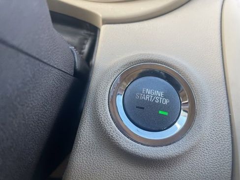 Used 2013 Buick LaCrosse Touring image 12