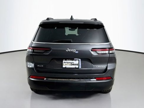 Used 2024 Jeep Grand Cherokee L Limited w/ Trailer Tow Package AWD/4WD image 12