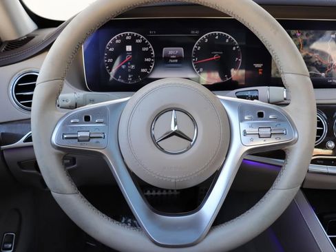 Used 2018 Mercedes-Benz S 450 Sedan image 41