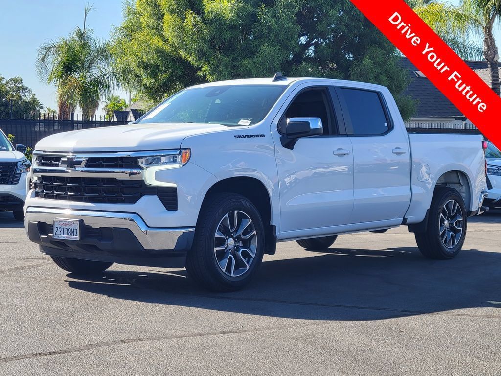 Used 2022 Chevrolet Silverado 1500 LT w/ All Star Edition Plus RWD image 2