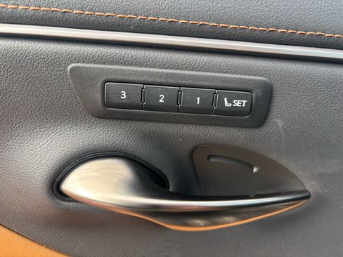 Used 2023 Lexus ES 350 w/ Luxury Package image 14