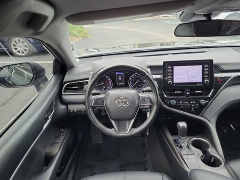 Used 2023 Toyota Camry SE FWD image 23