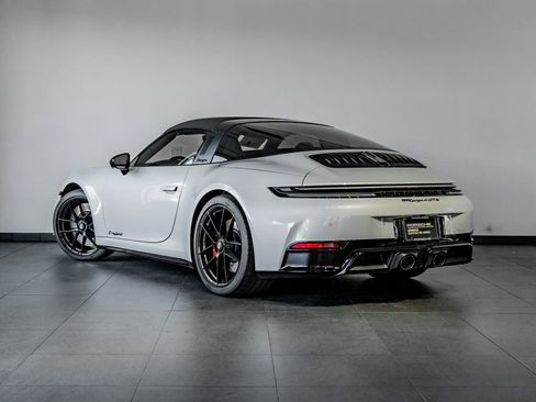 Certified 2025 Porsche 911 Targa 4 GTS AWD/4WD image 3