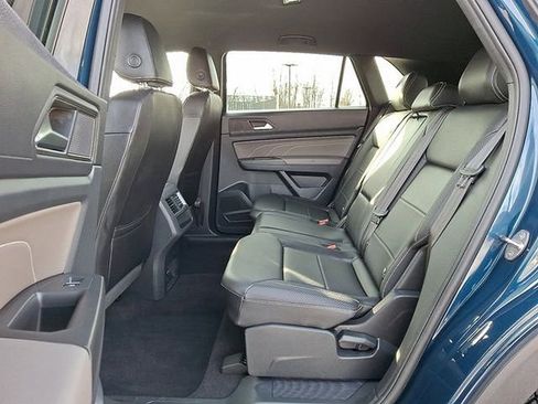 Used 2022 Volkswagen Atlas Cross Sport SE AWD/4WD image 13