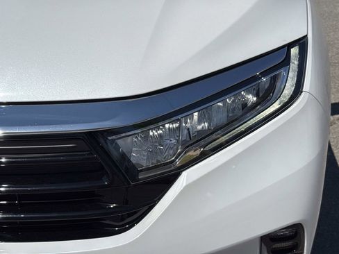 Used 2021 Honda Odyssey Touring image 11