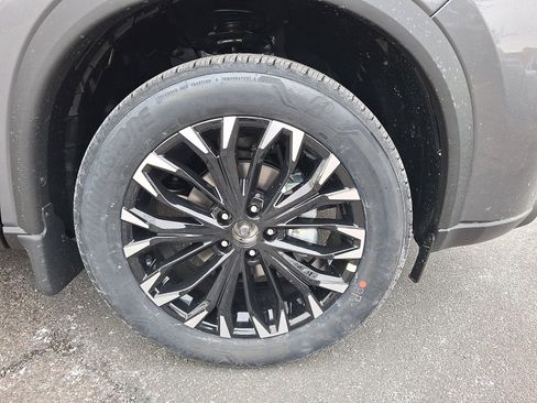 New 2026 Nissan Rogue SV image 5