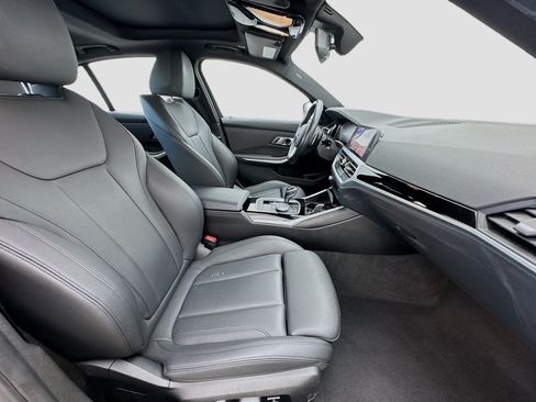 Used 2019 BMW 330i Sedan w/ Convenience Package RWD image 20