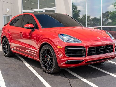 Used 2021 Porsche Cayenne GTS AWD/4WD image 7