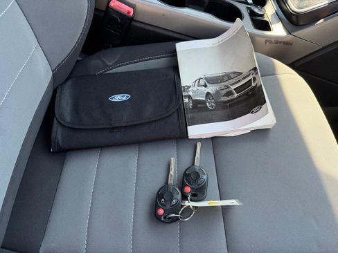 Used 2013 Ford Escape SE AWD/4WD image 24