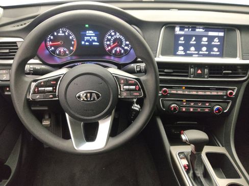 Used 2020 Kia Optima LX FWD image 22