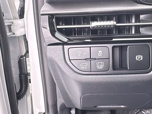 New 2026 Kia Sportage EX AWD/4WD image 32