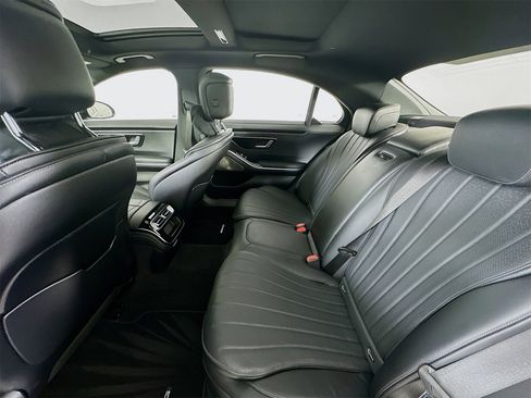 Certified 2022 Mercedes-Benz S 580 4MATIC Sedan image 27