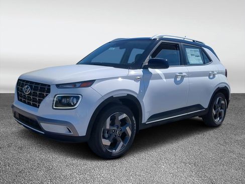 New 2025 Hyundai Venue Limited image 7