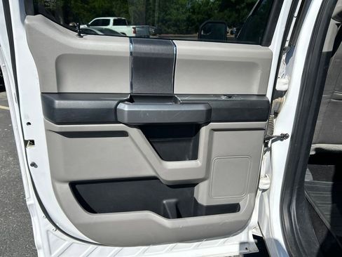 Used 2016 Ford F150 XLT w/ Equipment Group 301A Mid AWD/4WD image 7
