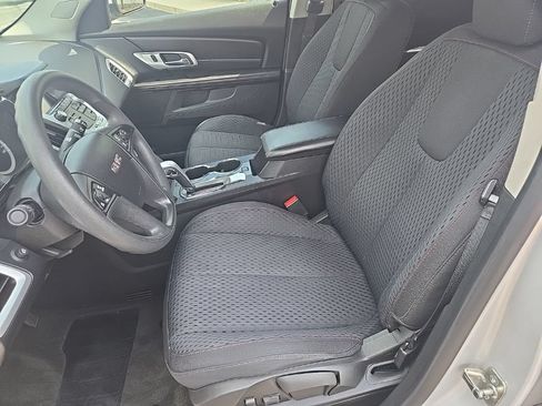 Used 2014 GMC Terrain SLE FWD image 25