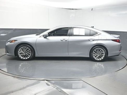Used 2023 Lexus ES 350 Ultra Luxury w/ Accessory Package (Z2) FWD image 5