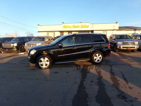Used 2009 Mercedes-Benz CLK 550 Cabriolet w/ Premium I Pkg image 55