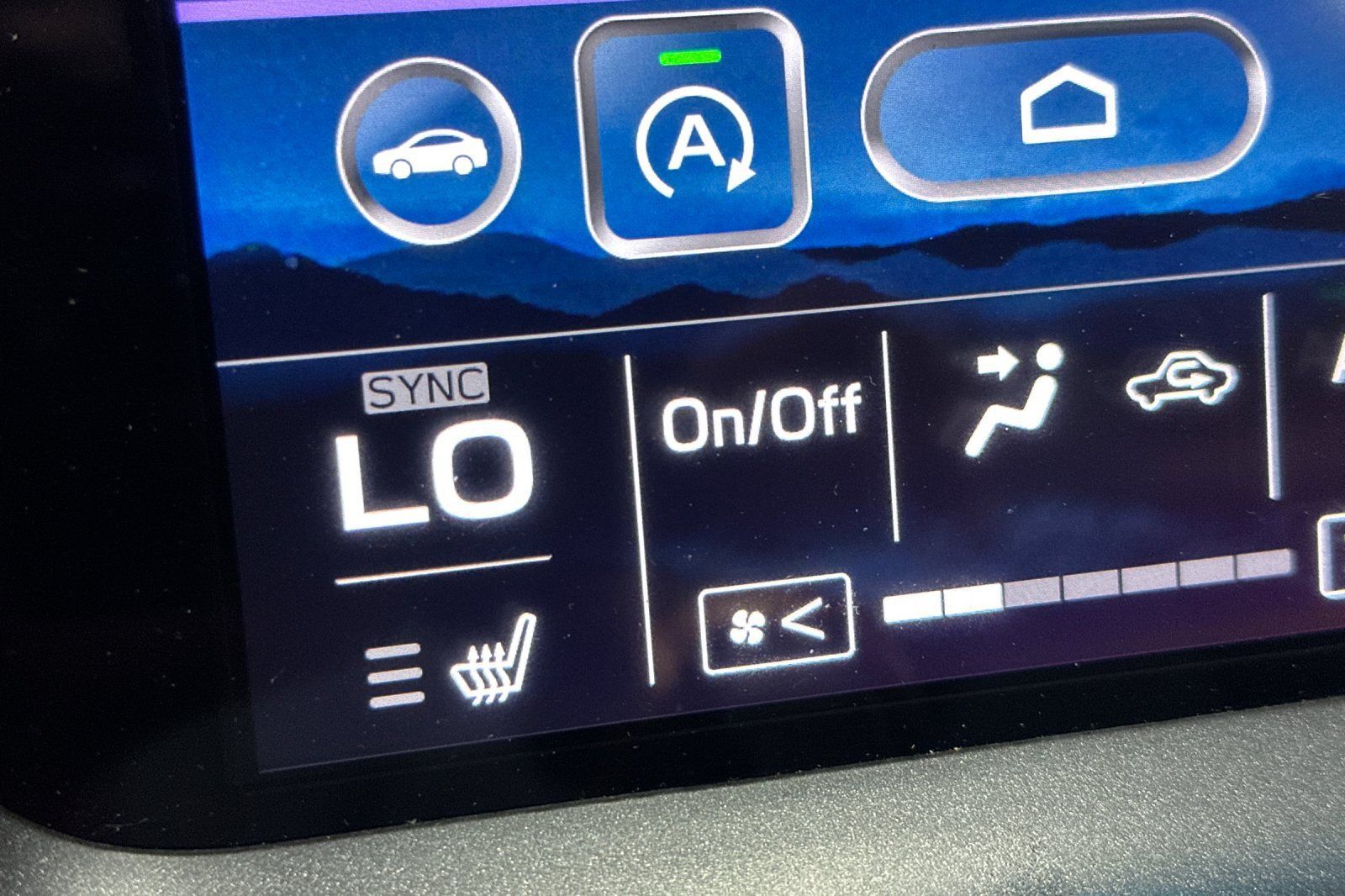 Used 2022 Subaru Outback Wilderness AWD/4WD image 29