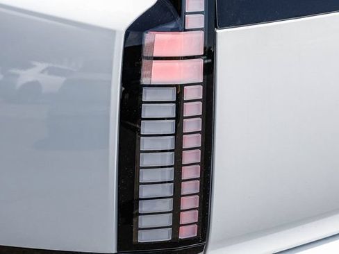 New 2026 Hyundai Ioniq 9 SEL AWD/4WD image 10