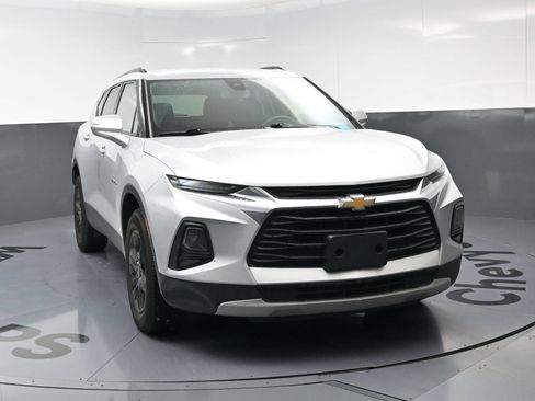 Used 2022 Chevrolet Blazer LT FWD image 3