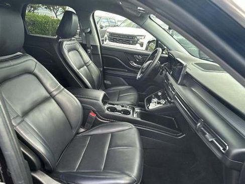 Used 2022 Lincoln Corsair FWD w/ Equipment Group 101A image 11