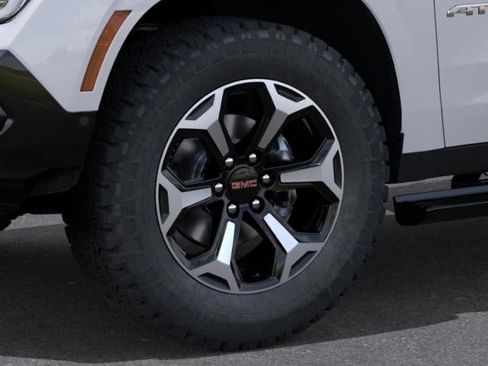 New 2026 GMC Yukon XL AT4 w/ AT4 Premium Package AWD/4WD image 9
