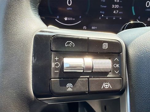 Used 2024 Hyundai Santa Fe Limited FWD image 39