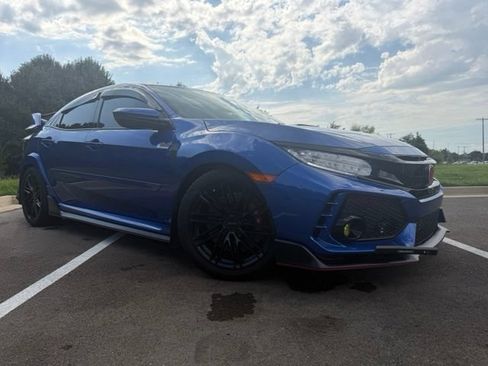 Used 2019 Honda Civic Type R image 2