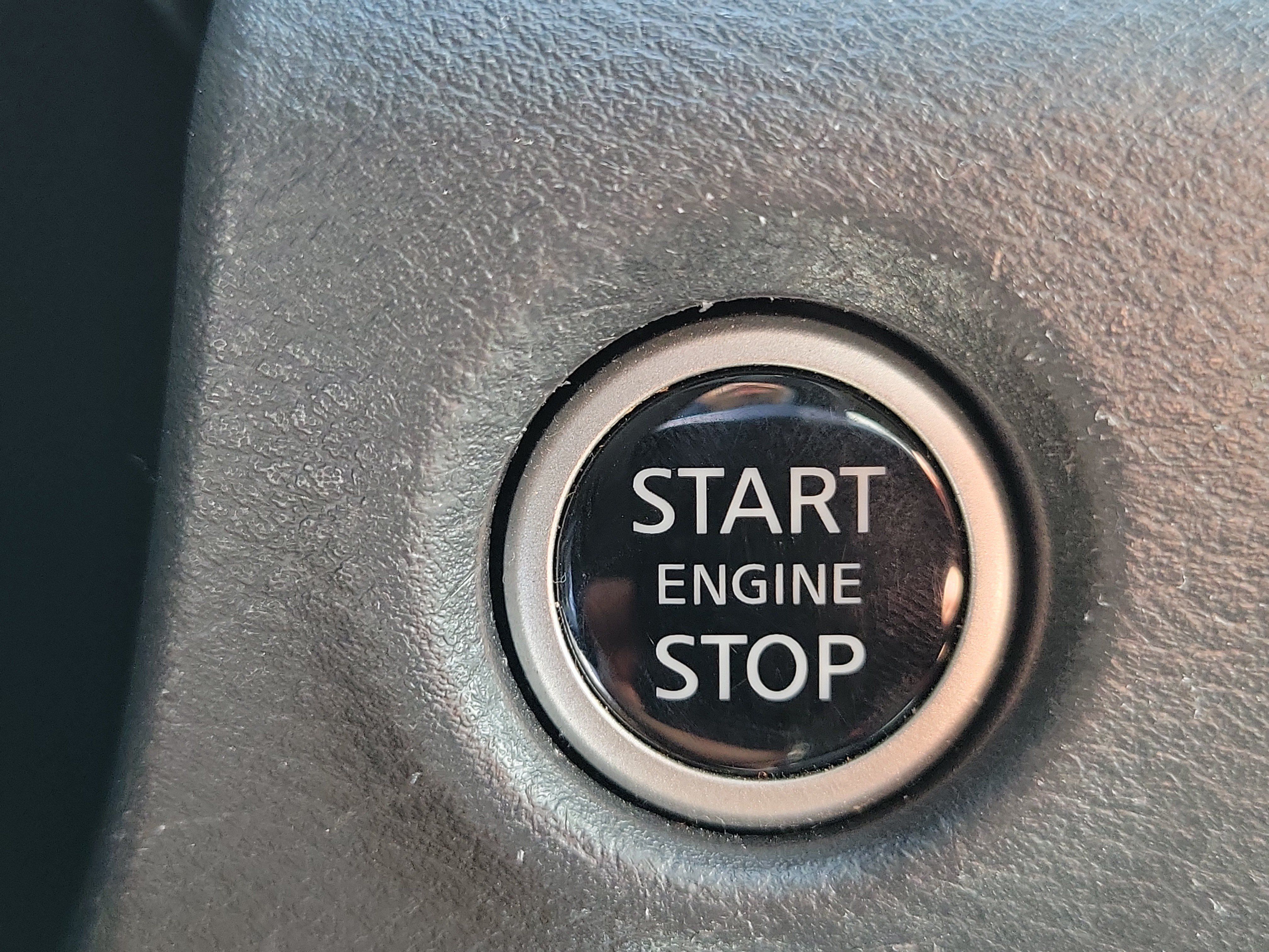 Used 2023 Nissan Frontier SV AWD/4WD image 22