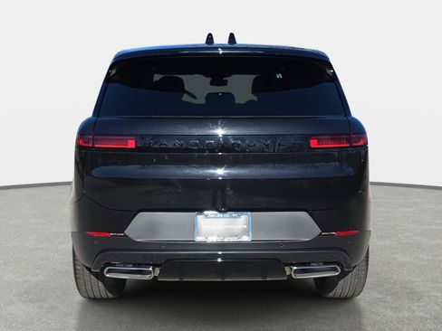 New 2026 Land Rover Range Rover Sport SE image 6