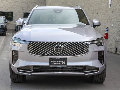 New 2026 Volvo XC90 B6 Plus w/ Protection Package Premier