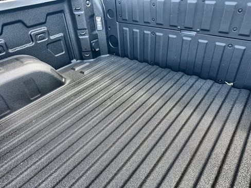 New 2026 GMC Sierra 1500 Denali Ultimate AWD/4WD image 18