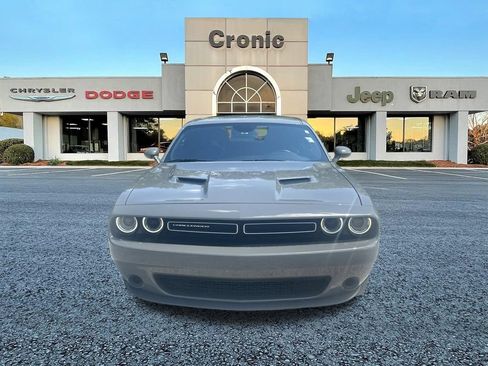 Used 2023 Dodge Challenger SXT RWD image 8