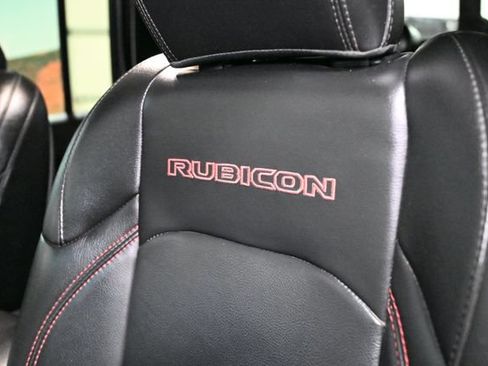 Used 2021 Jeep Gladiator Rubicon AWD/4WD image 32