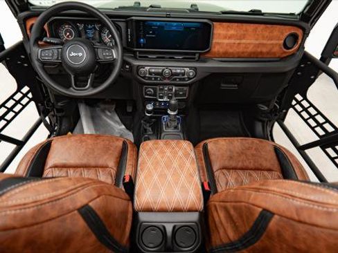 Used 2026 Jeep Wrangler Unlimited Sport image 2