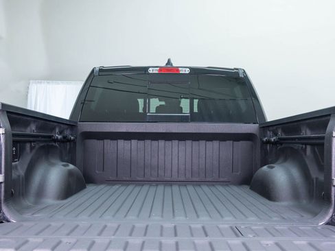 Used 2025 RAM 1500 Laramie w/ Night Edition AWD/4WD image 5