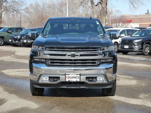 Used 2020 Chevrolet Silverado 1500 LTZ w/ LTZ Premium Package image 2