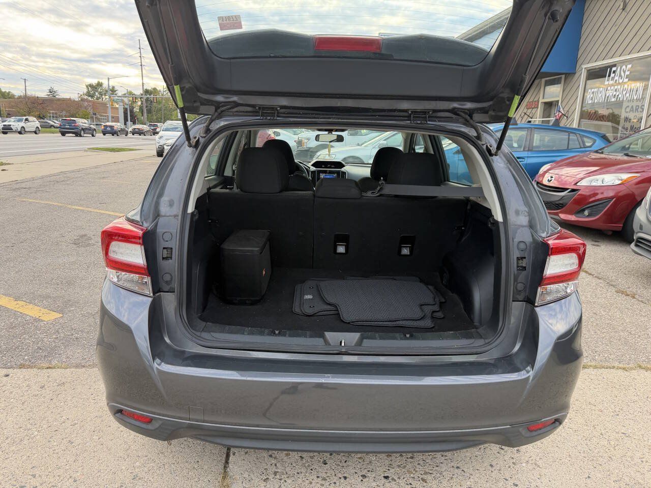 Used 2018 Subaru Impreza 2.0i AWD/4WD image 18