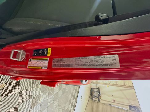 Used 2025 Jeep Wrangler Sahara w/ Safety Group image 12