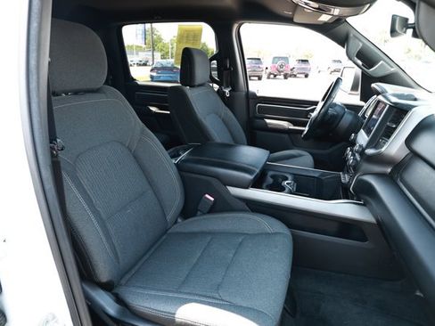 Used 2019 RAM 1500 Big Horn AWD/4WD image 29