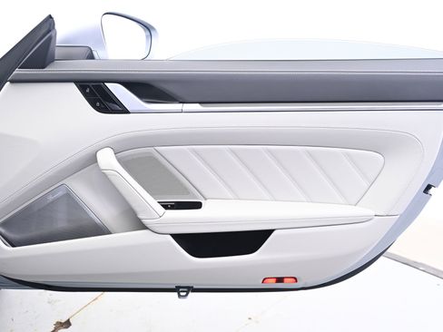 Used 2021 Porsche 911 Turbo image 16