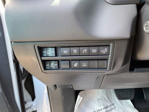 New 2026 Toyota Tundra Platinum AWD/4WD image 16
