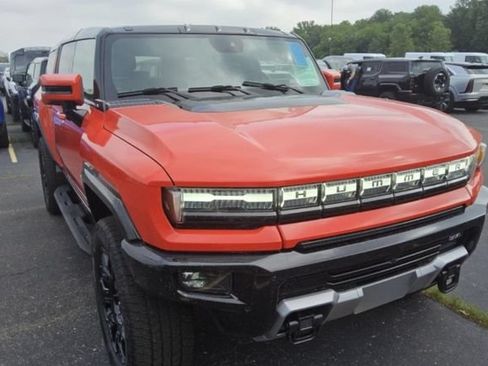 Used 2025 GMC Hummer EV 2X AWD/4WD image 2